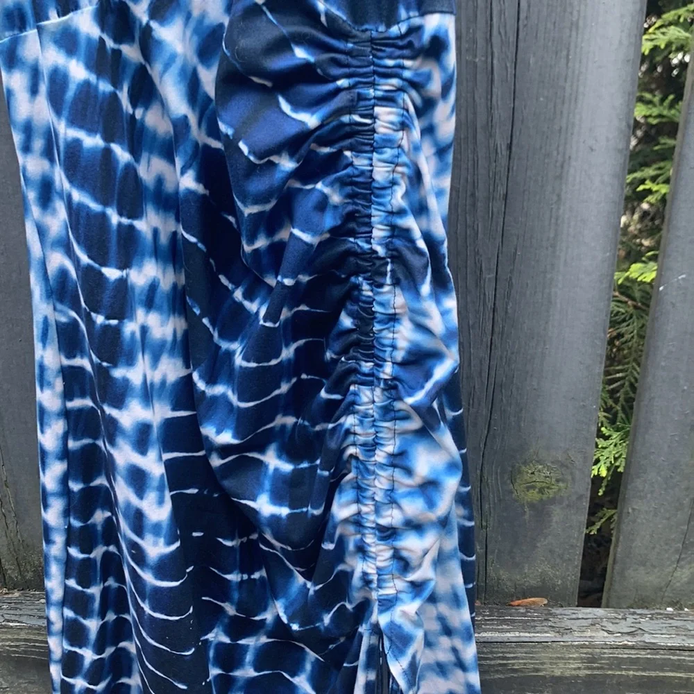 A classic Maxi Dress ❤️ - Picture 7 of 15